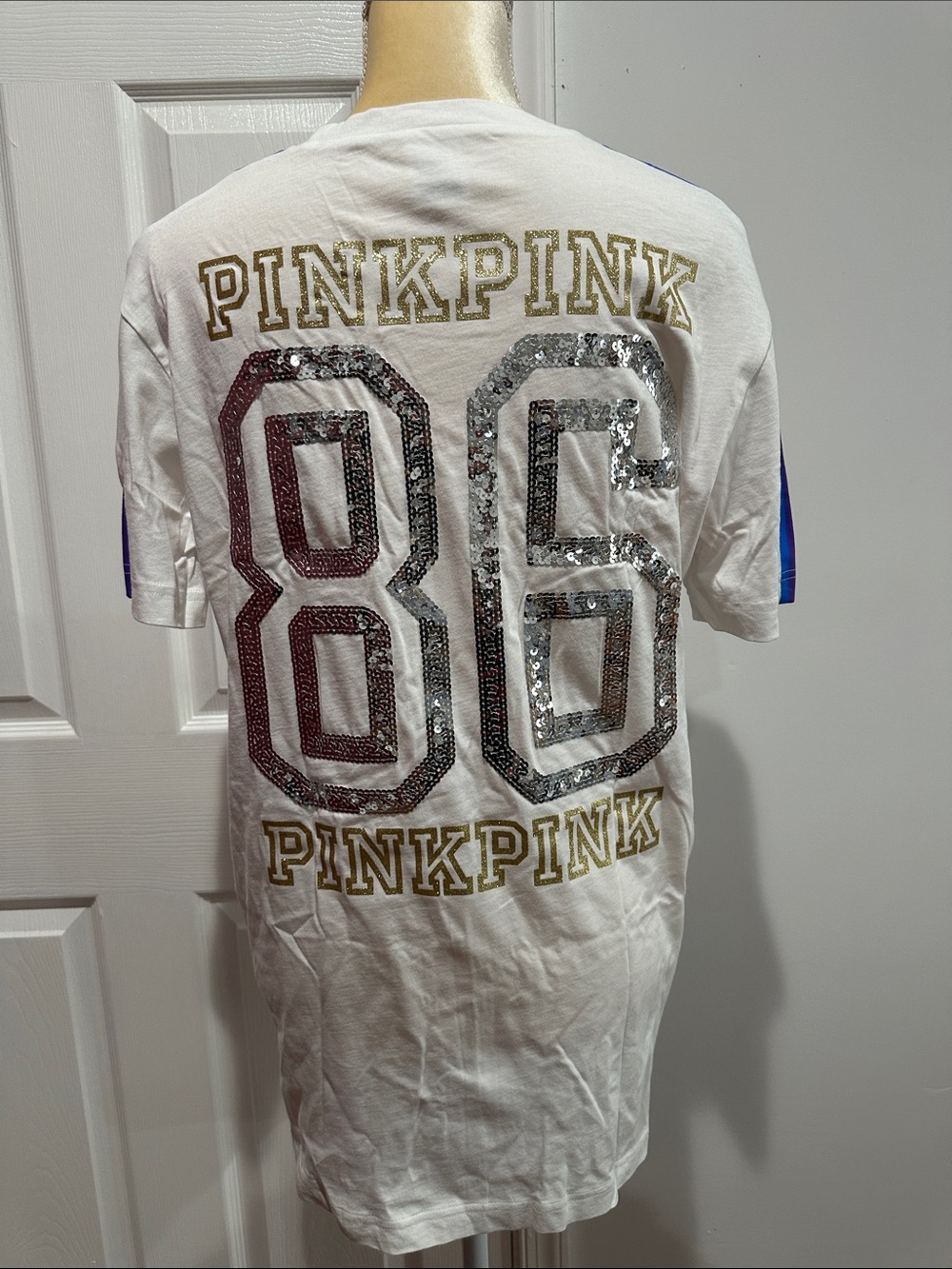 Victorias Secret PINK Sequin Bling Rainbow
86 Short Sleeve Tee Size Small